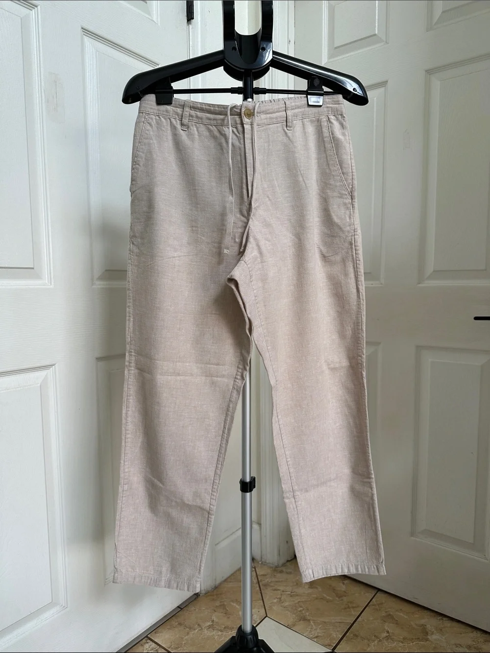 Uniqlo Women’s Beige Linen-Cotton Blend Lightweight Straight Leg Pants Size M